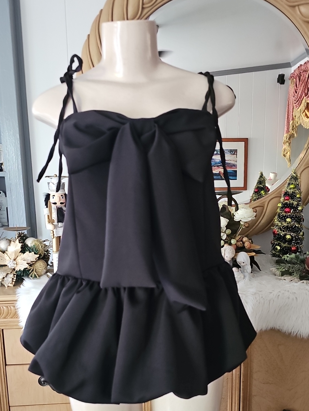 Black Bow Tie-Shoulder Ruffle Cami Top